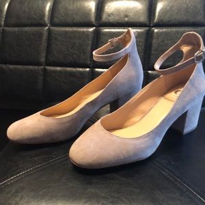 Gianni Bini nude, suede block heels. Size 10